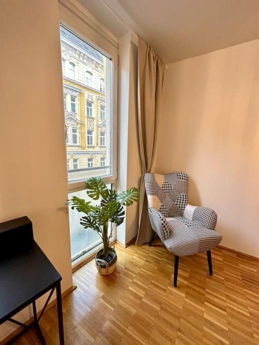 3-Room Vienna Centrale Suite Luaran gambar